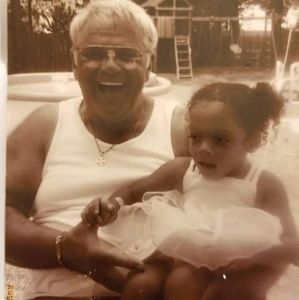 Meet your Posher, Gina